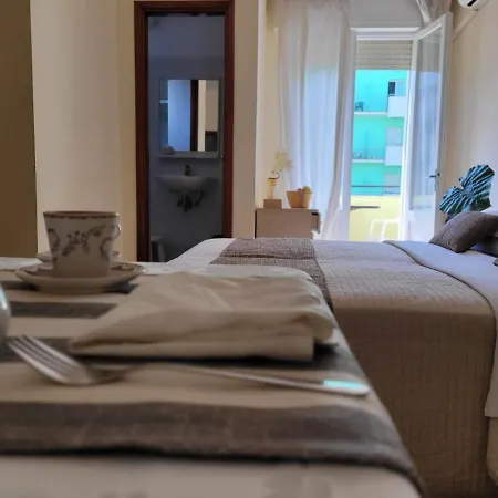 Residenza Niagara 아파트호텔 체제나티코